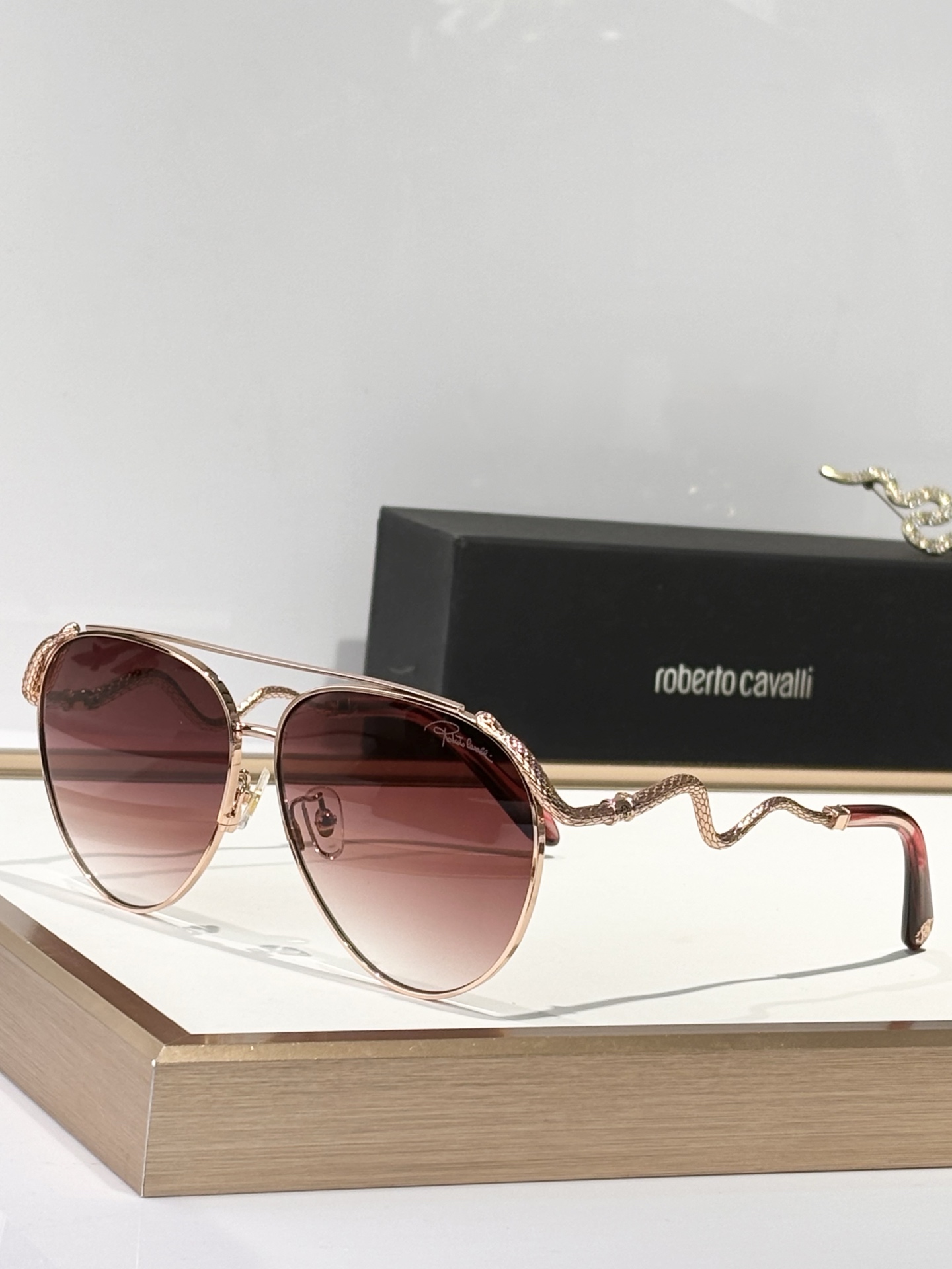  roberlocavalll
SRC090M 0744
Size：56口21 140
