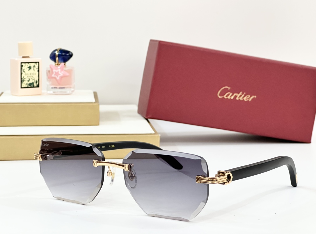  Cartier
MOD：Cartier
Size：PARIS
