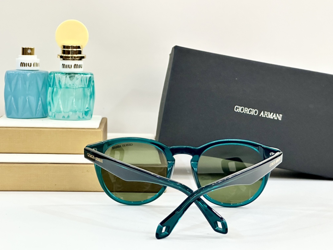  Giorgio Armani
MODEL：AR 8192
SIZE：50-21-145
