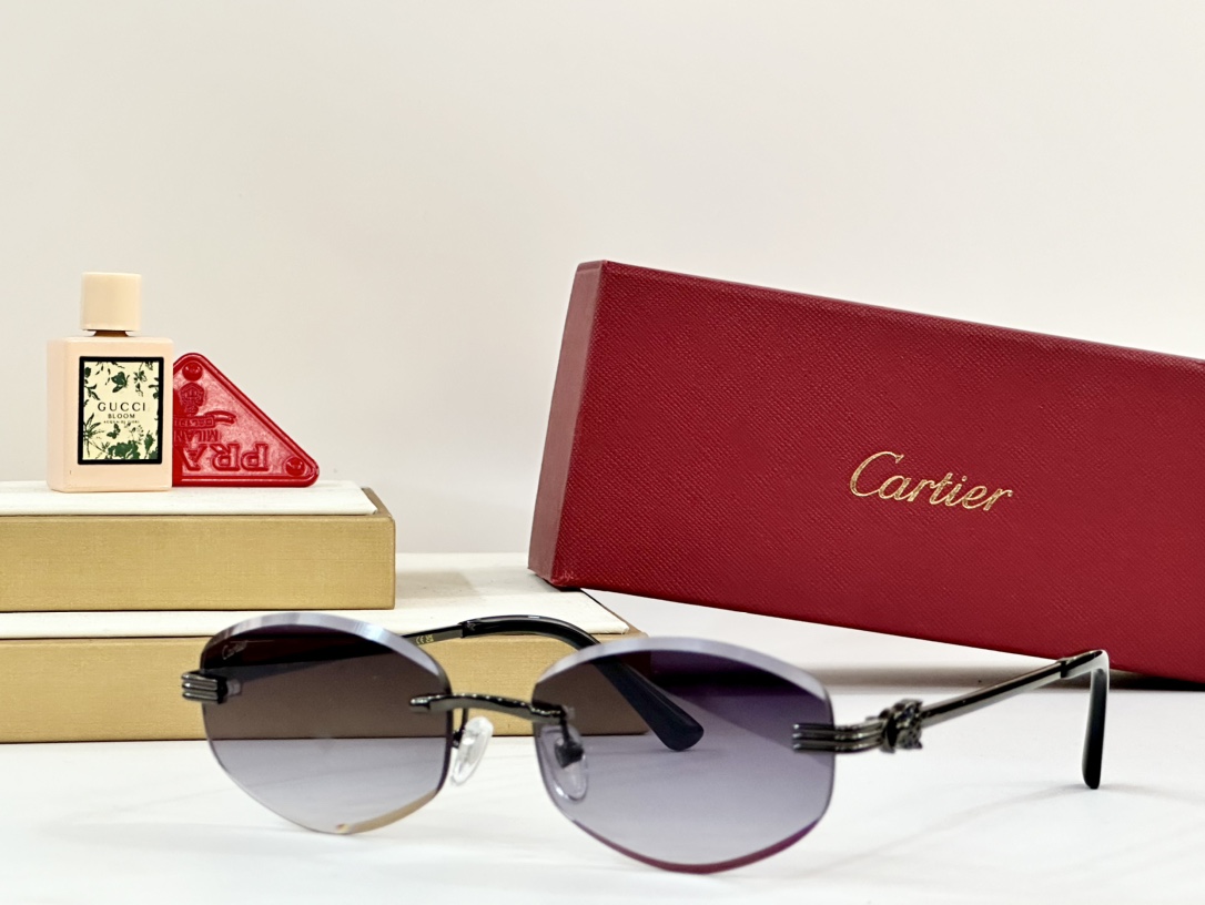  Cartie*
MODEL：CT0650S 
SIZE 56口18-142
