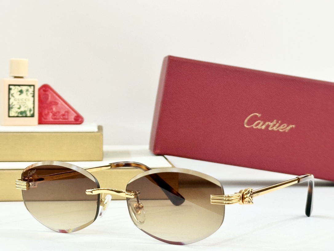  Cartie*
MODEL：CT0650S 
SIZE 56口18-142
