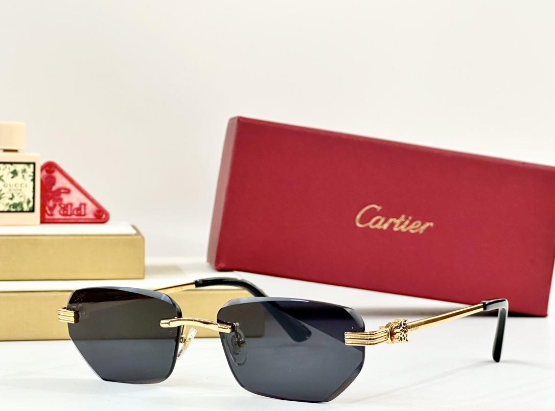  Cartie*
MODEL：CT0651S 
SIZE 57口17-142
