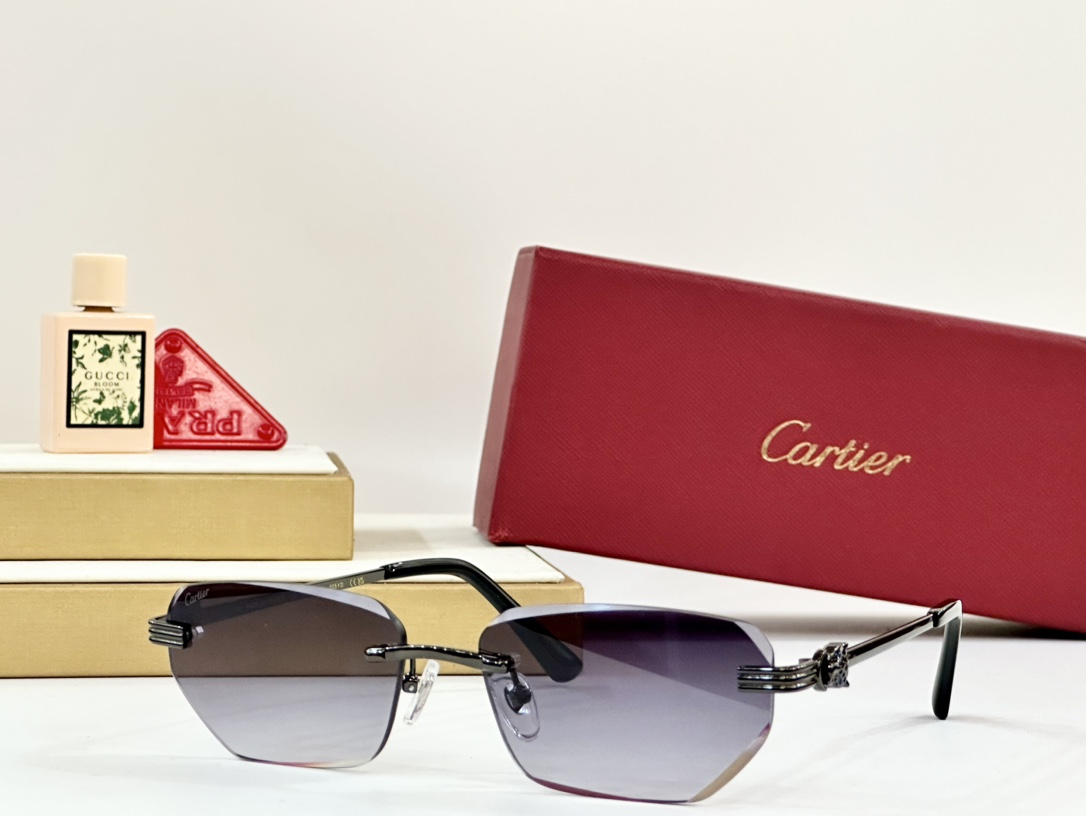  Cartie*
MODEL：CT0651S 
SIZE 57口17-142
