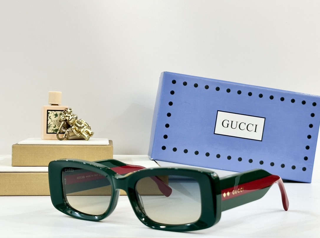  GUCC*
MODEL：GG1528S
SIZE：53口19-145
