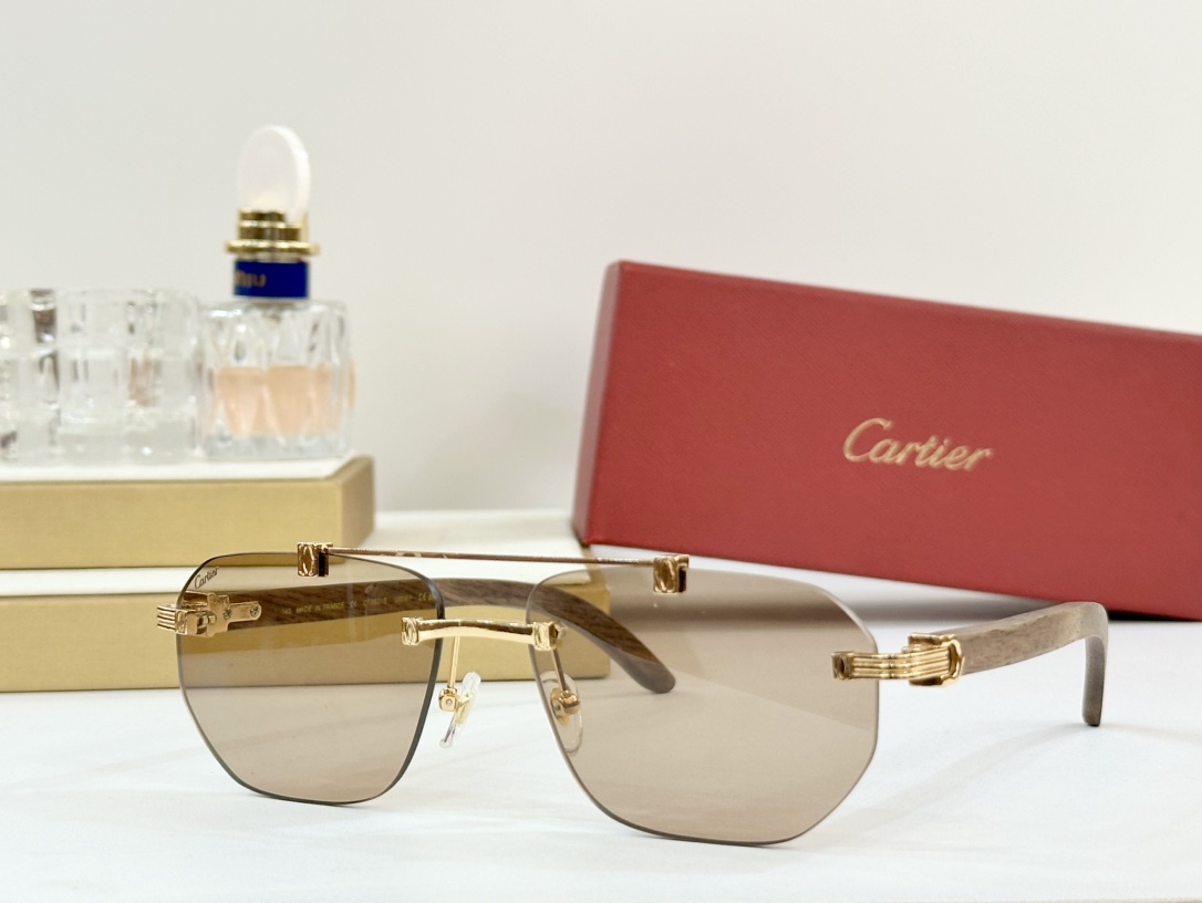 Cartier
MOD：CT0621S
