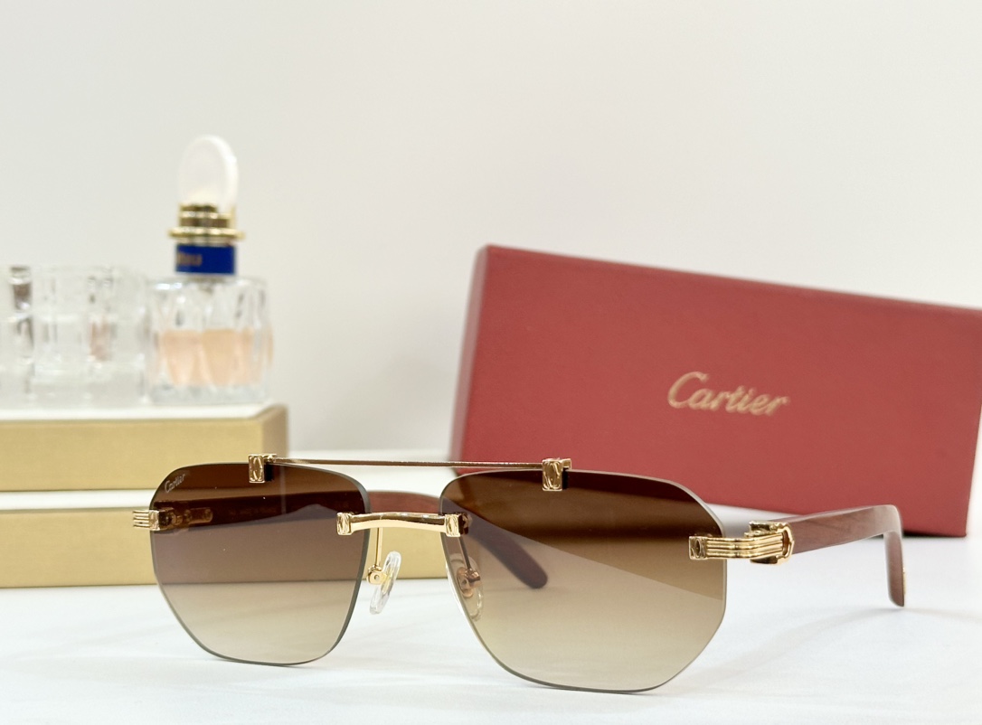  Cartier
MOD：CT0621S
