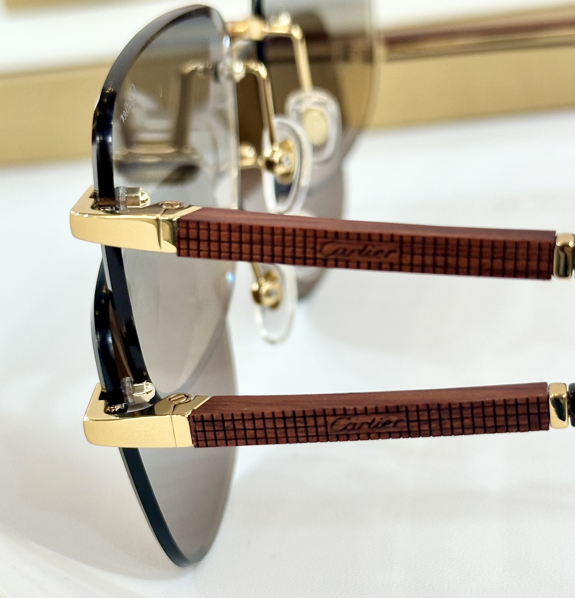 Cartier
MOD：CT0482S
Size：59口18 140
