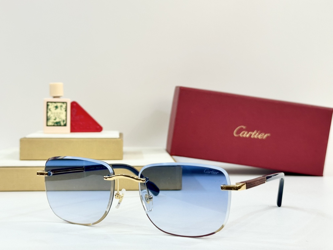 Cartier
MOD：CT0482S
Size：59口18 140
