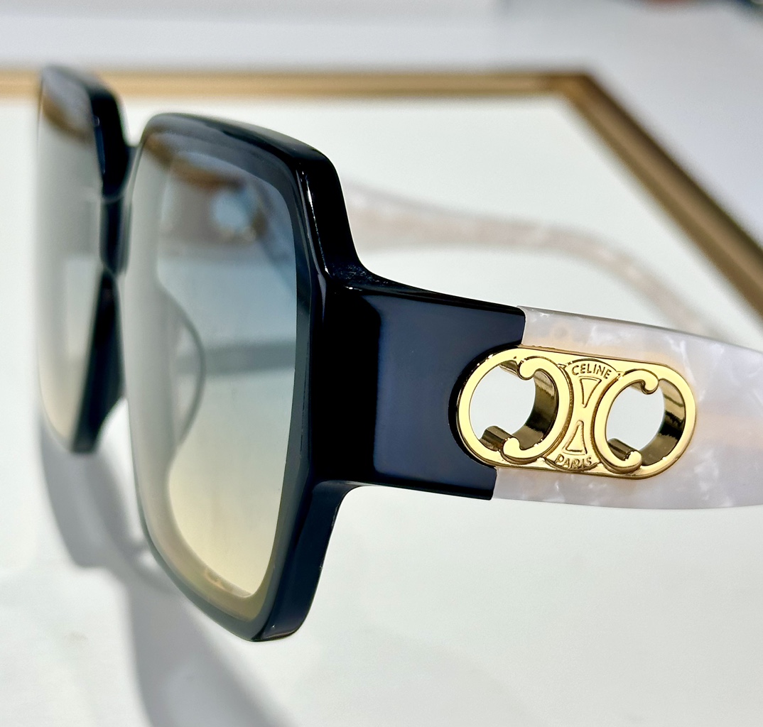  CELINE PARIS
MOD：CL40251U
Size：61口16 140
