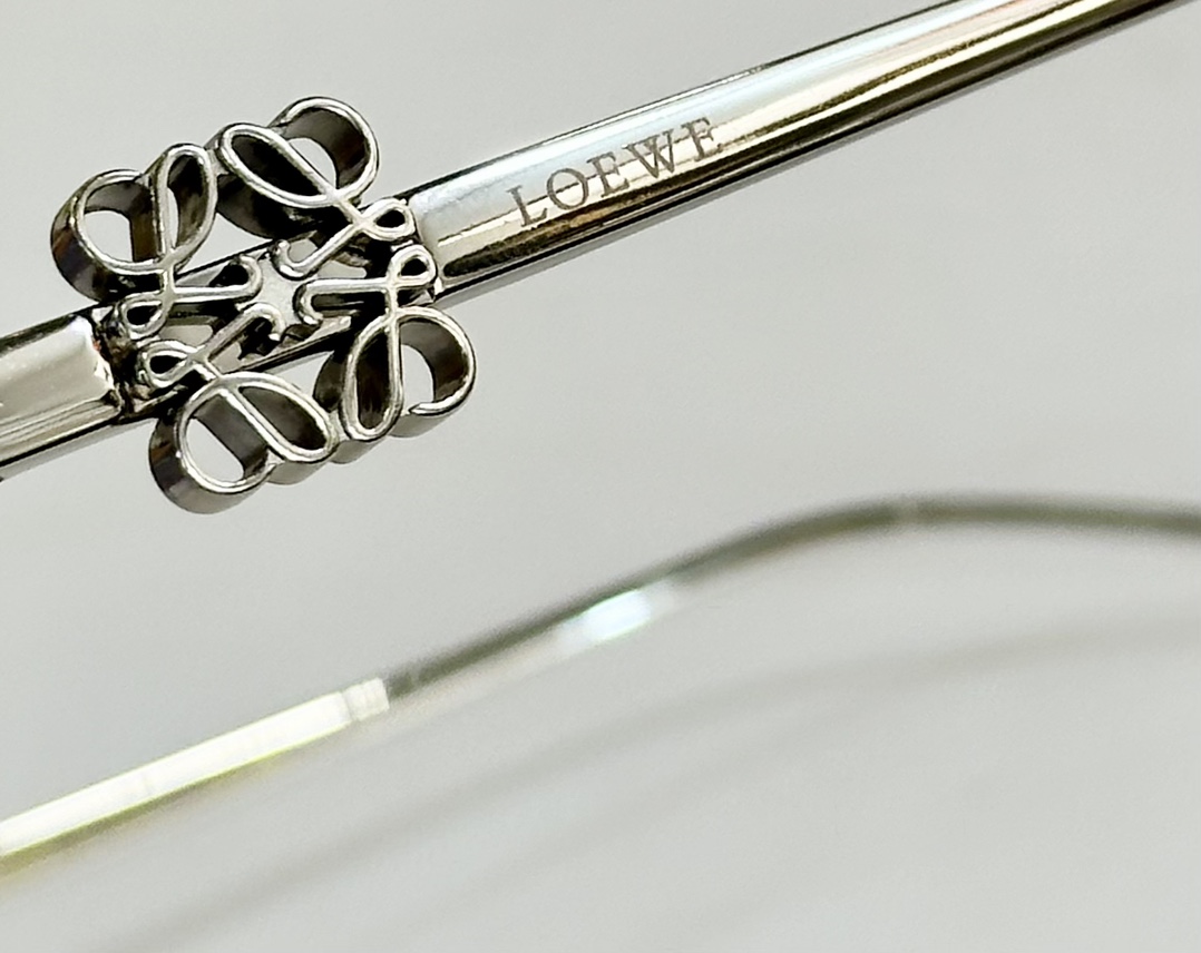  LOEWR
MOD：LW5118S
Size：146口0 143
