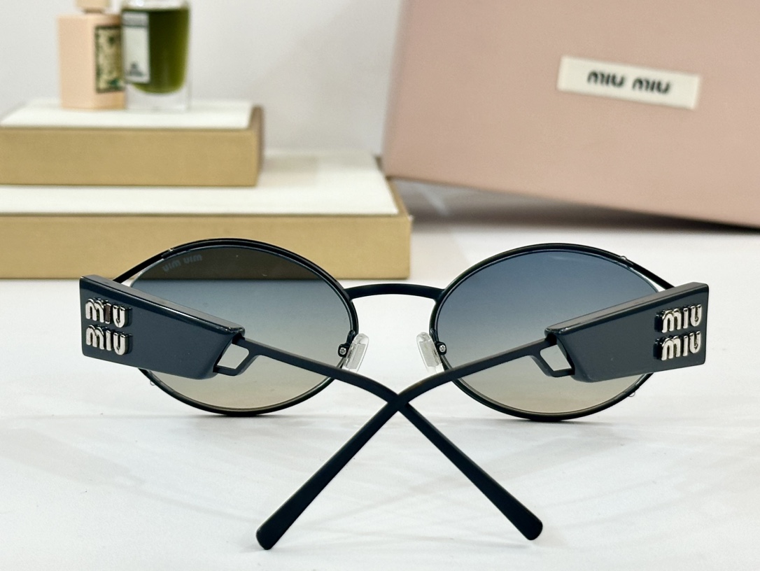  MIU MIU
MOD：MU134 
Size：56口20-14
