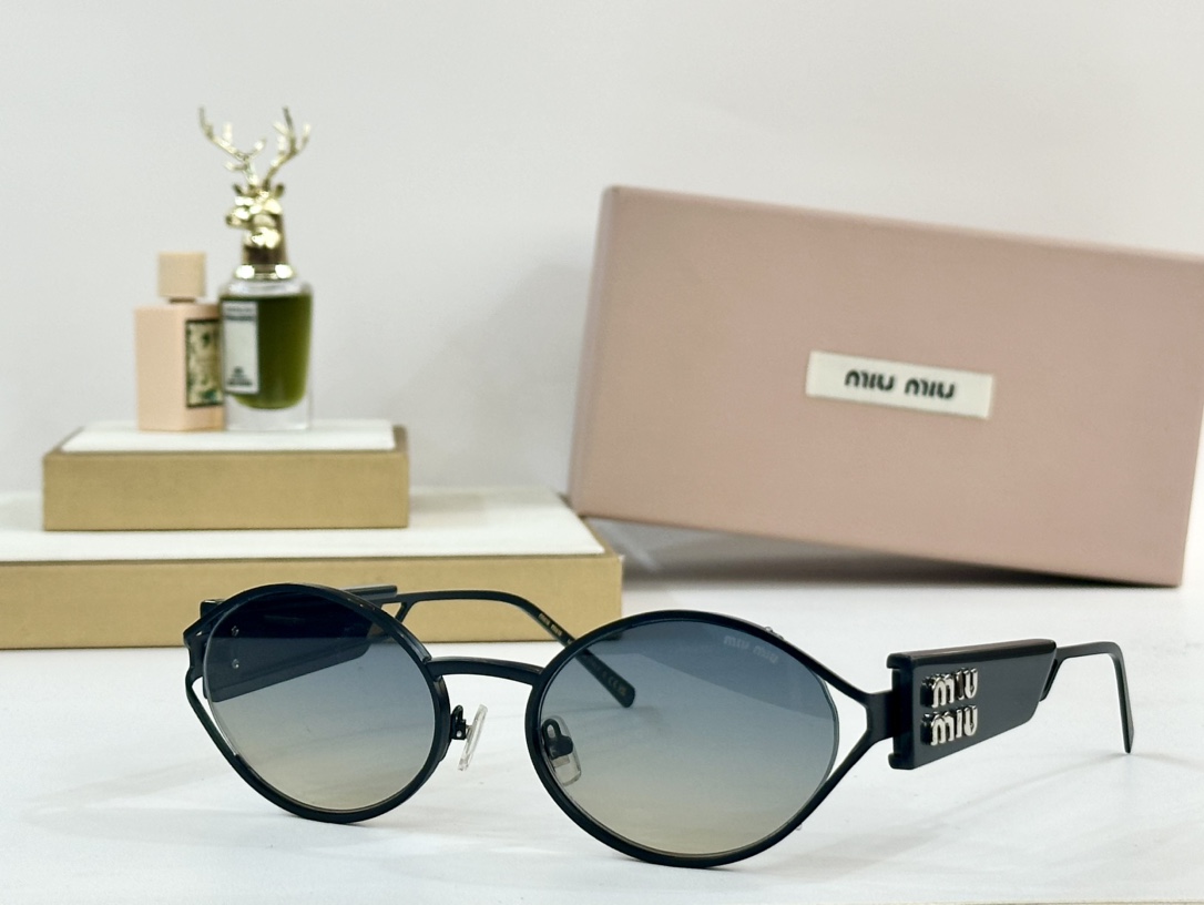 MIU MIU
MOD：MU134 
Size：56口20-14
