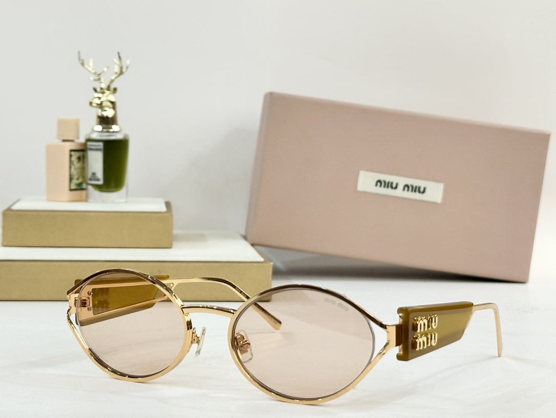  MIU MIU
MOD：MU134 
Size：56口20-14
