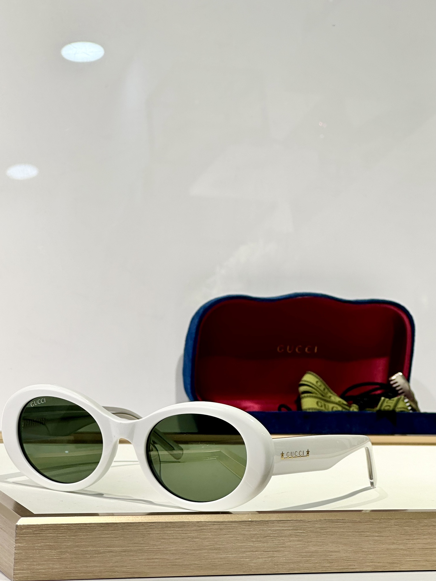  GUCCI
MODELGG1587S
SIZE53-22-145
