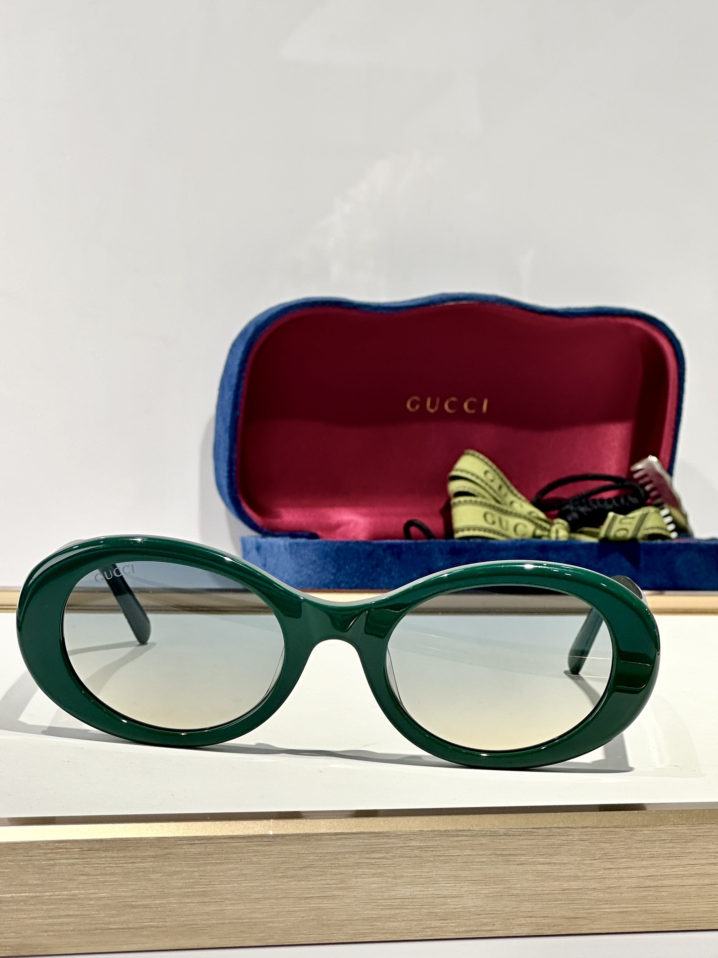  GUCCI
MODELGG1587S
SIZE53-22-145
