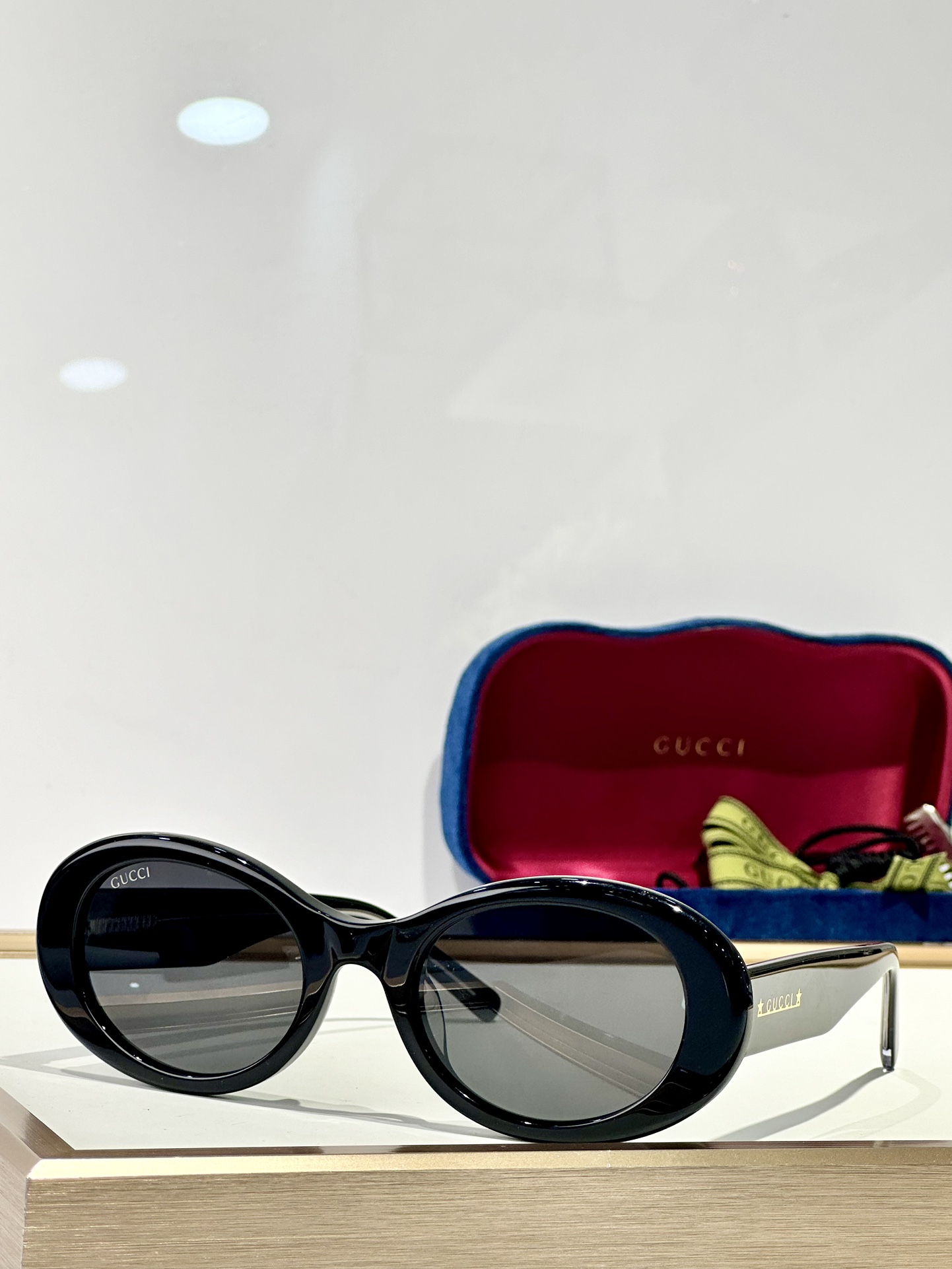 GUCCI
MODELGG1587S
SIZE53-22-145
