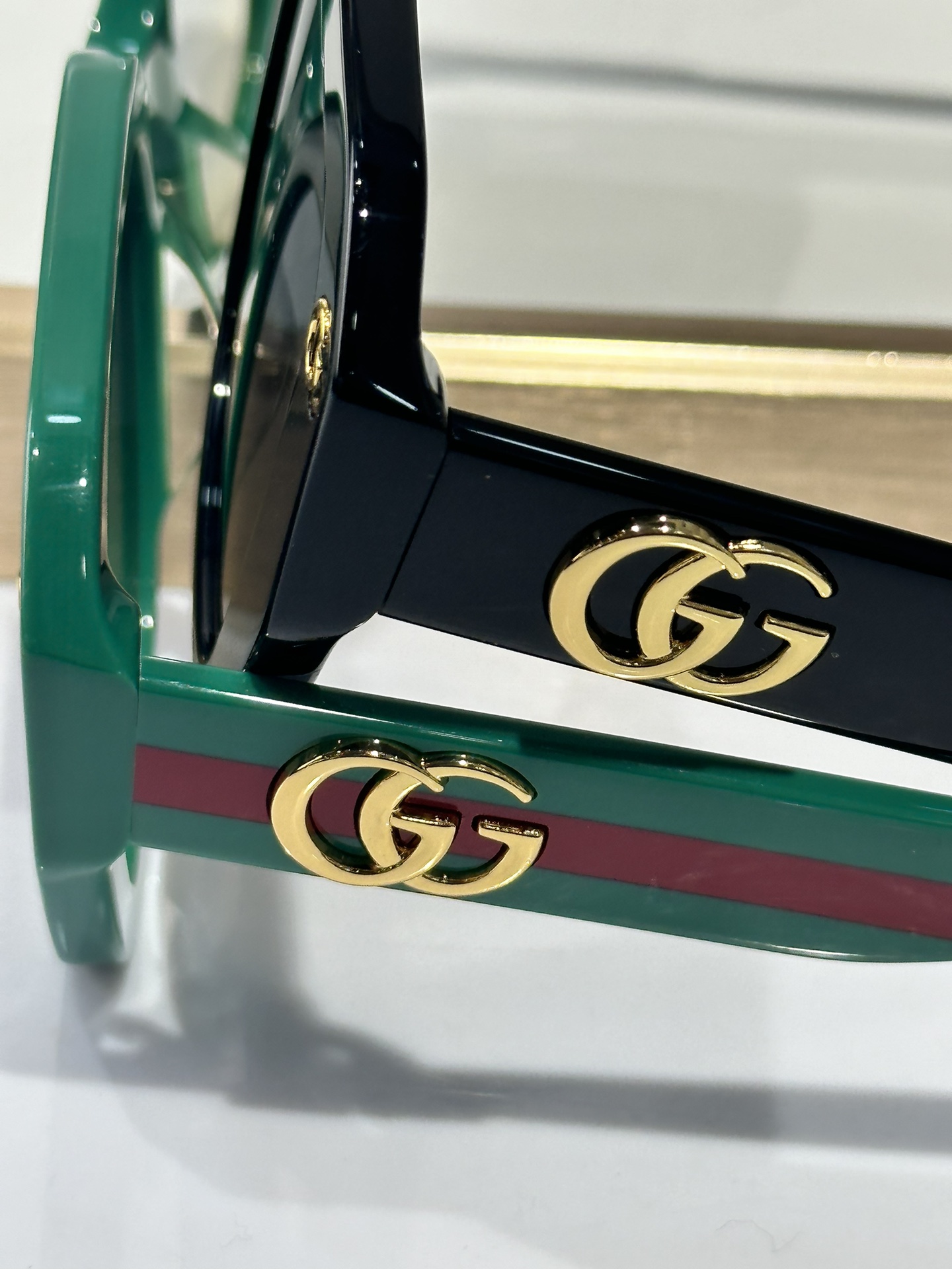  GUCC*
MODELGG1645 003FV
SIZE54口18-140

