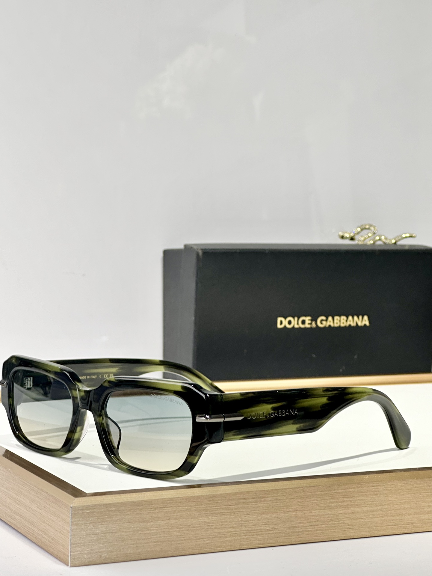  DOLCE & GABBAN*
MODEL：DG4485
SIZE56口19-145
