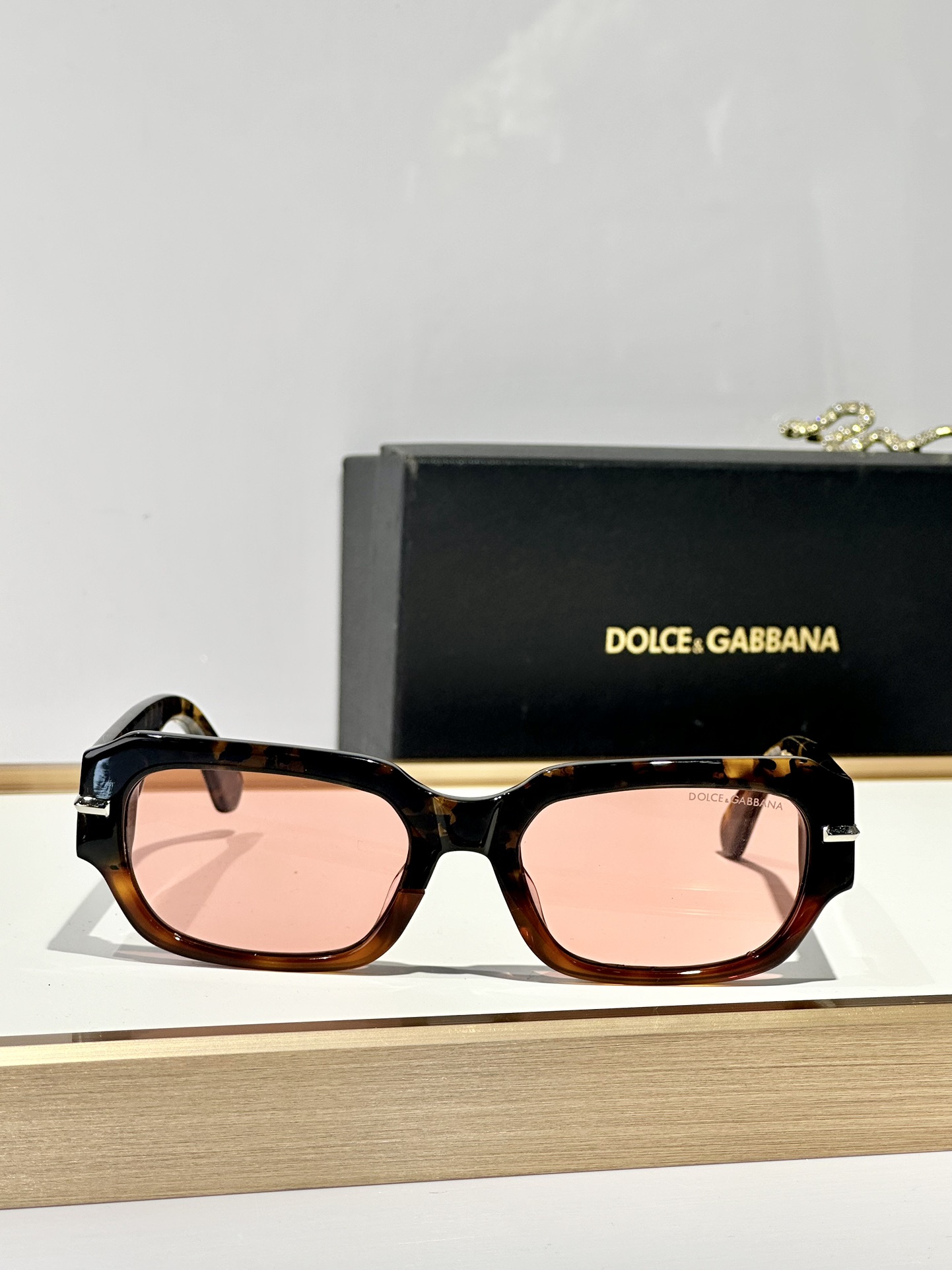  DOLCE & GABBAN*
MODEL：DG4485
SIZE56口19-145

