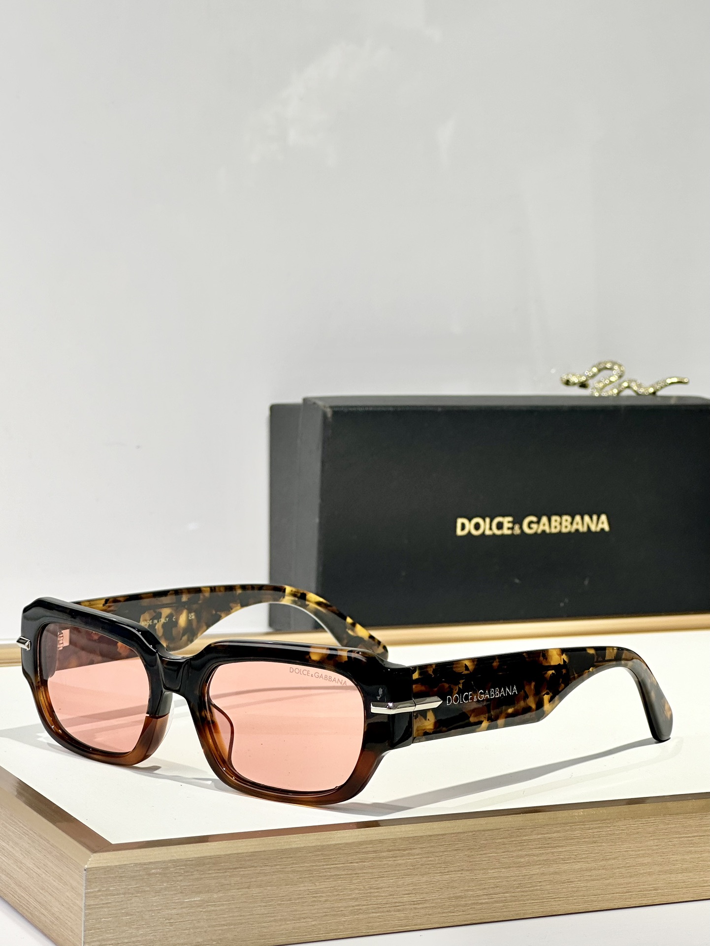  DOLCE & GABBAN*
MODEL：DG4485
SIZE56口19-145

