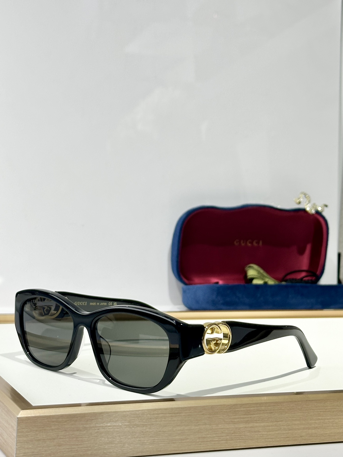  GUCCI
MOD：GG1826S
Size：56口16 140
