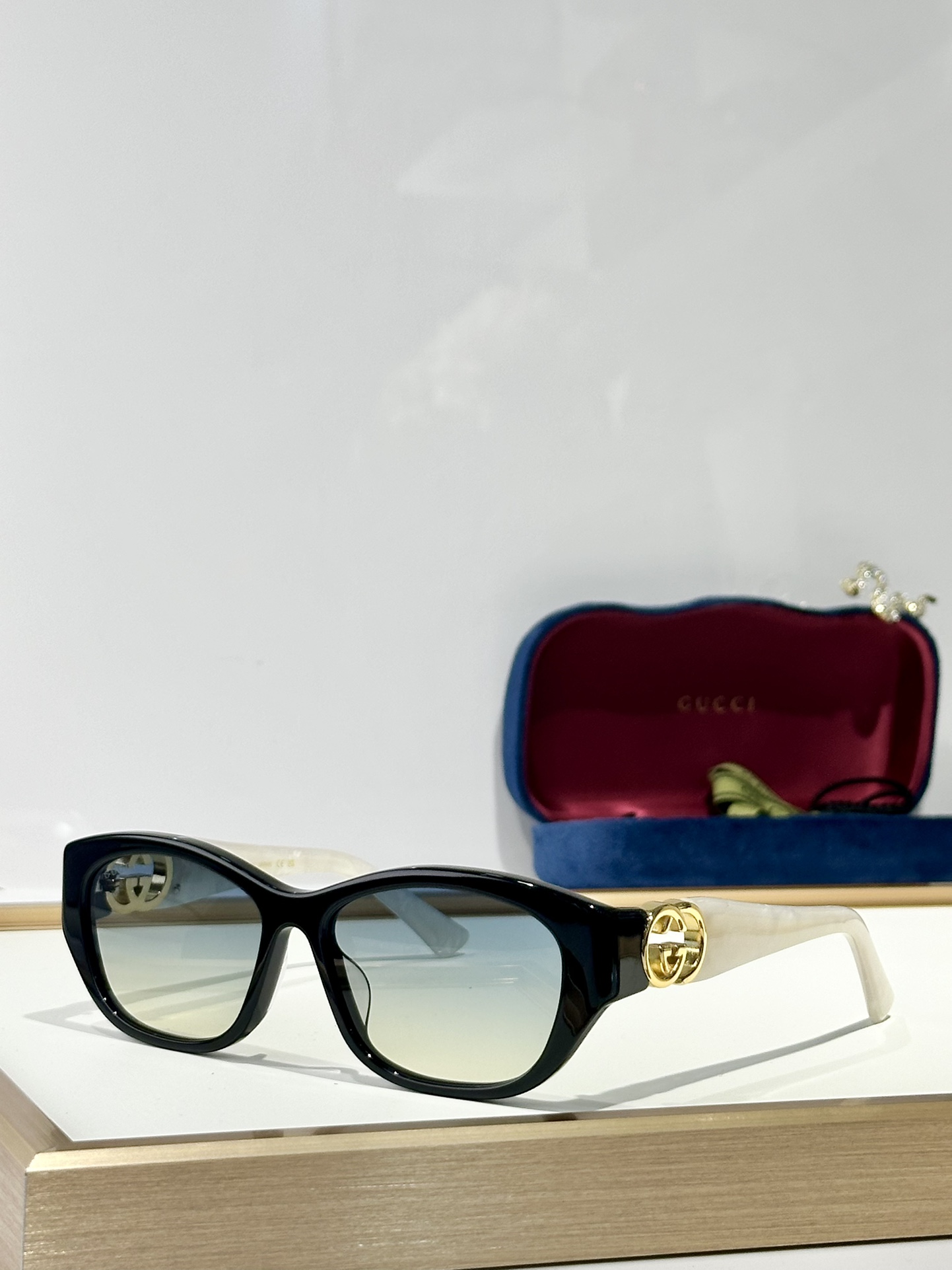  GUCCI
MOD：GG1826S
Size：56口16 140
