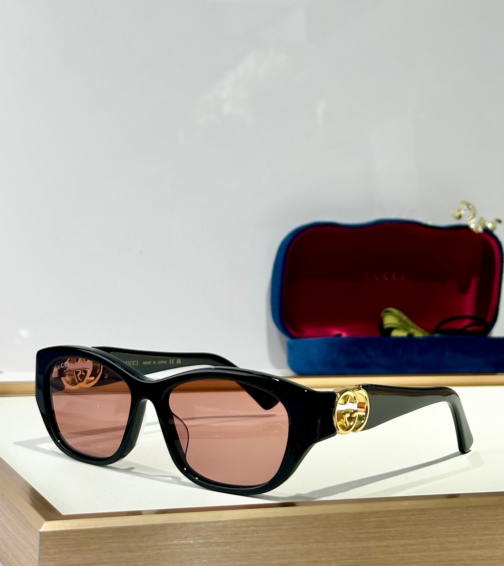  GUCCI
MOD：GG1826S
Size：56口16 140
