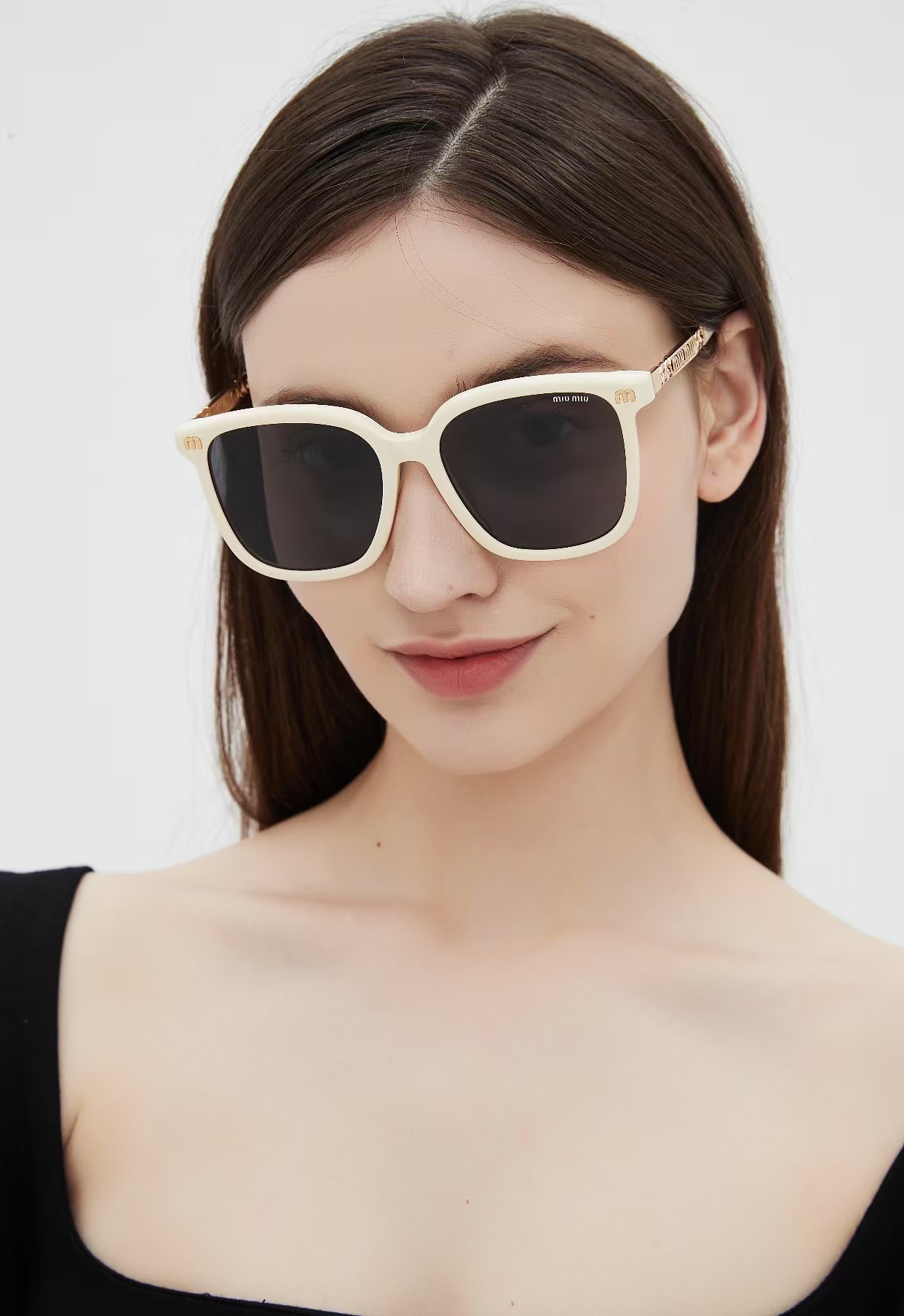  Miumiu
MOD：SMU68N
SIZE：65-15-145
