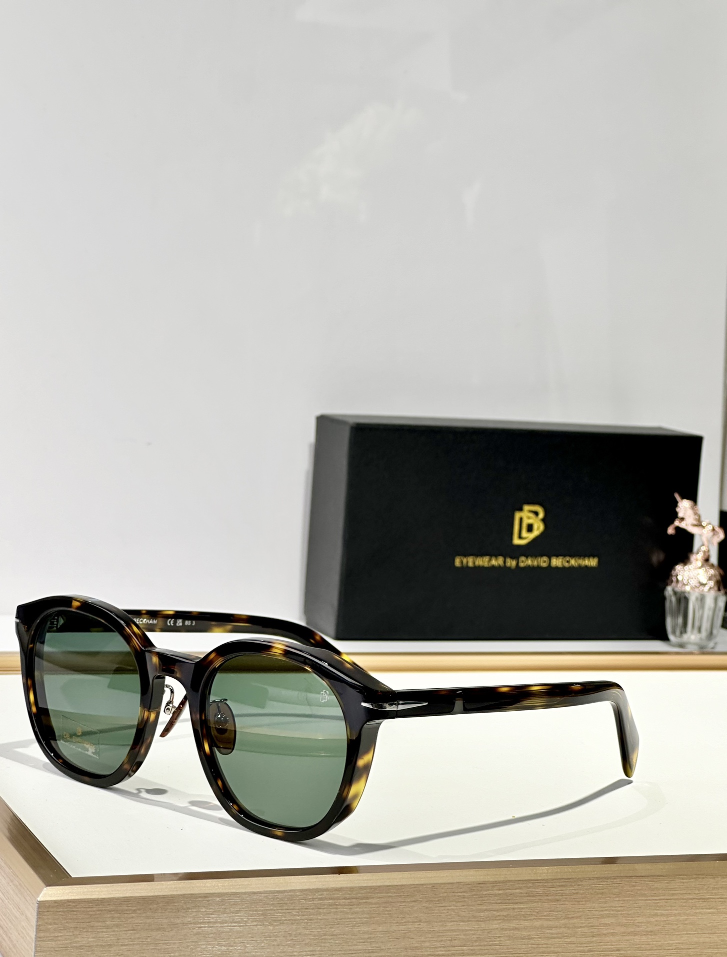  David Beckham
Size：52口23 145
Model：DB 58
