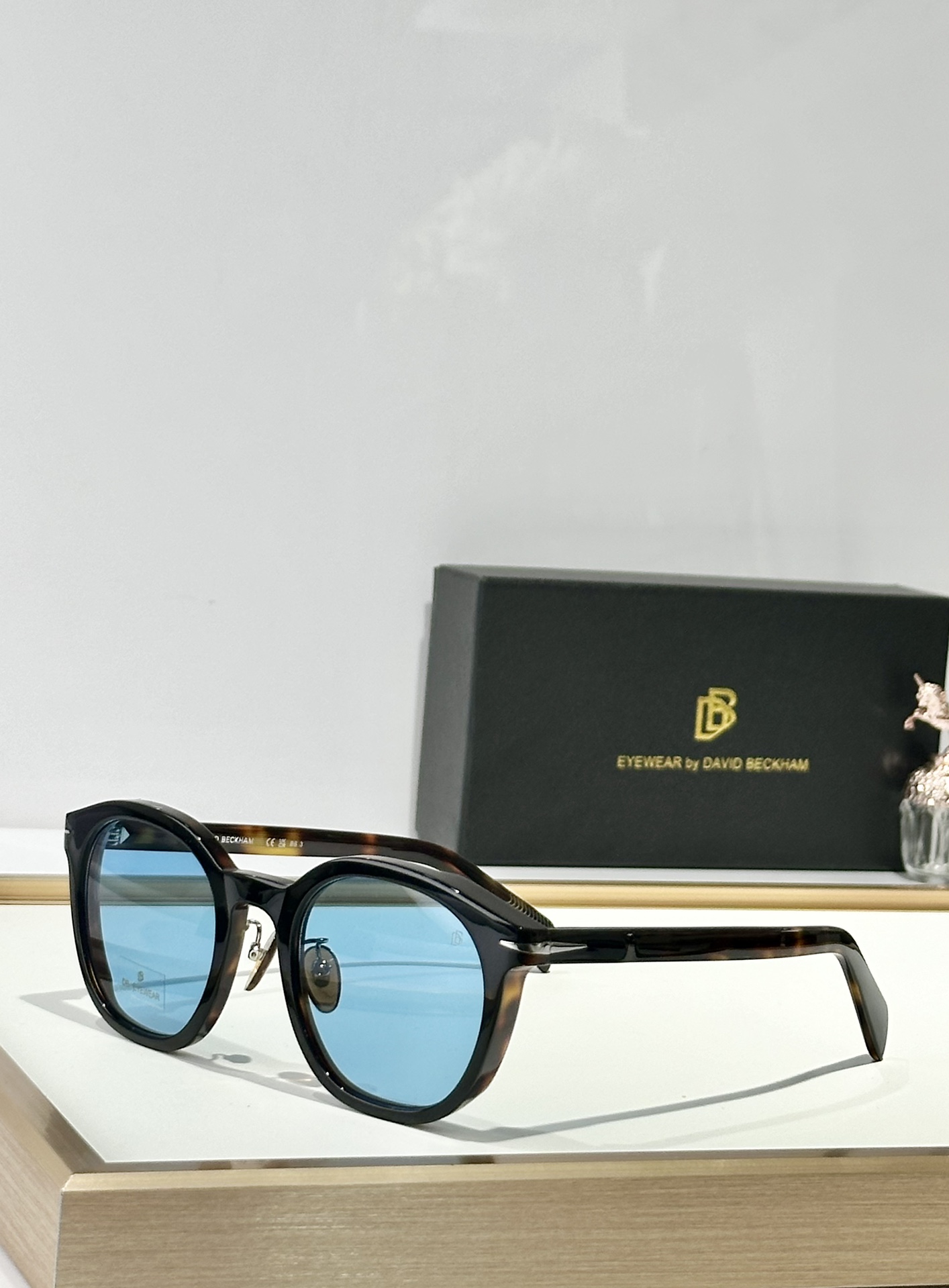  David Beckham
Size：52口23 145
Model：DB 58
