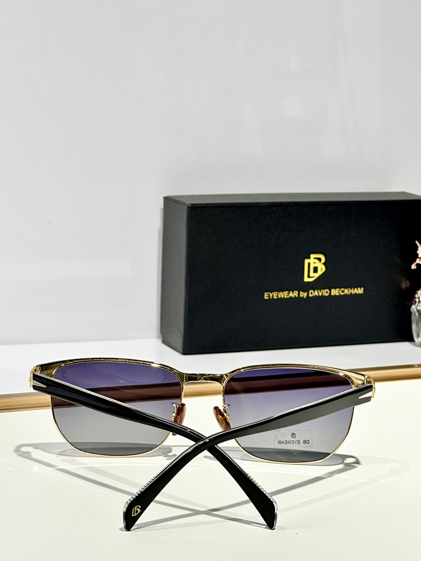  David Beckham
Model：DB 1131
Size：59口18 145
