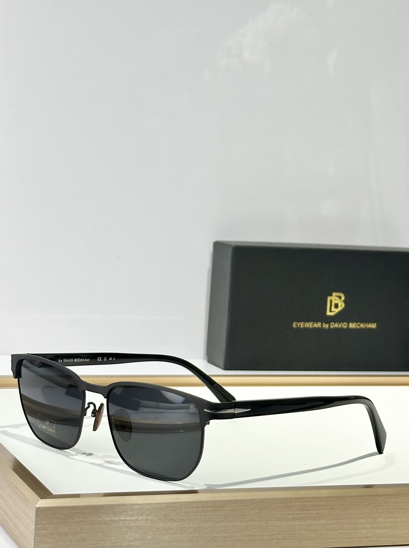  David Beckham
Model：DB 1131
Size：59口18 145
