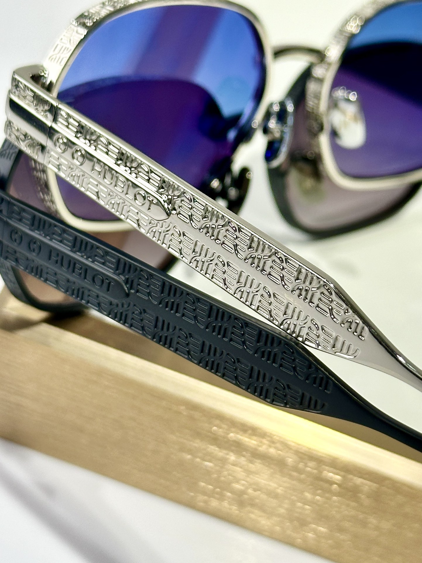  HUBLOT
MOD：H318.005
Size：57口18 145
