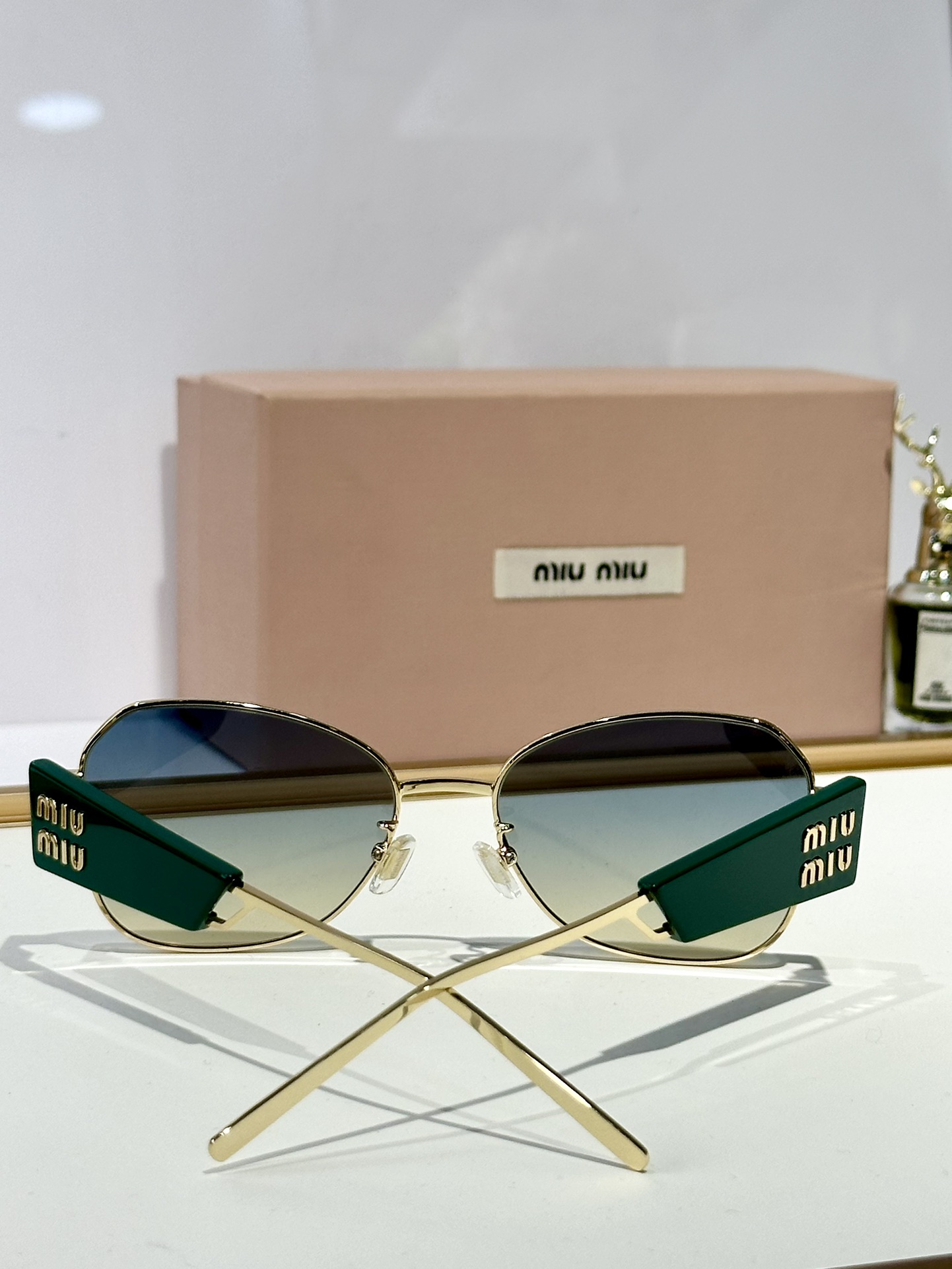  𝙈𝙄𝙐 𝙈𝙄𝙐
MOD SMU67WS
Size：55口18 145
