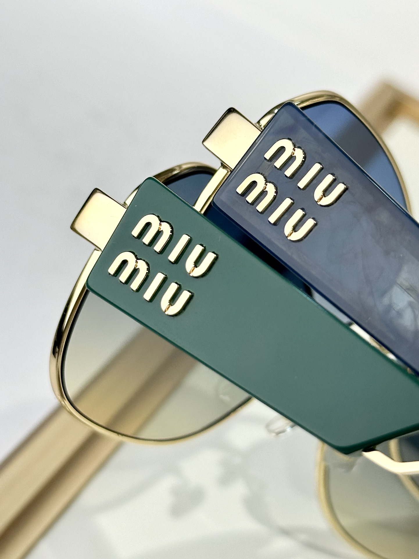  𝙈𝙄𝙐 𝙈𝙄𝙐
MOD SMU67WS
Size：55口18 145
