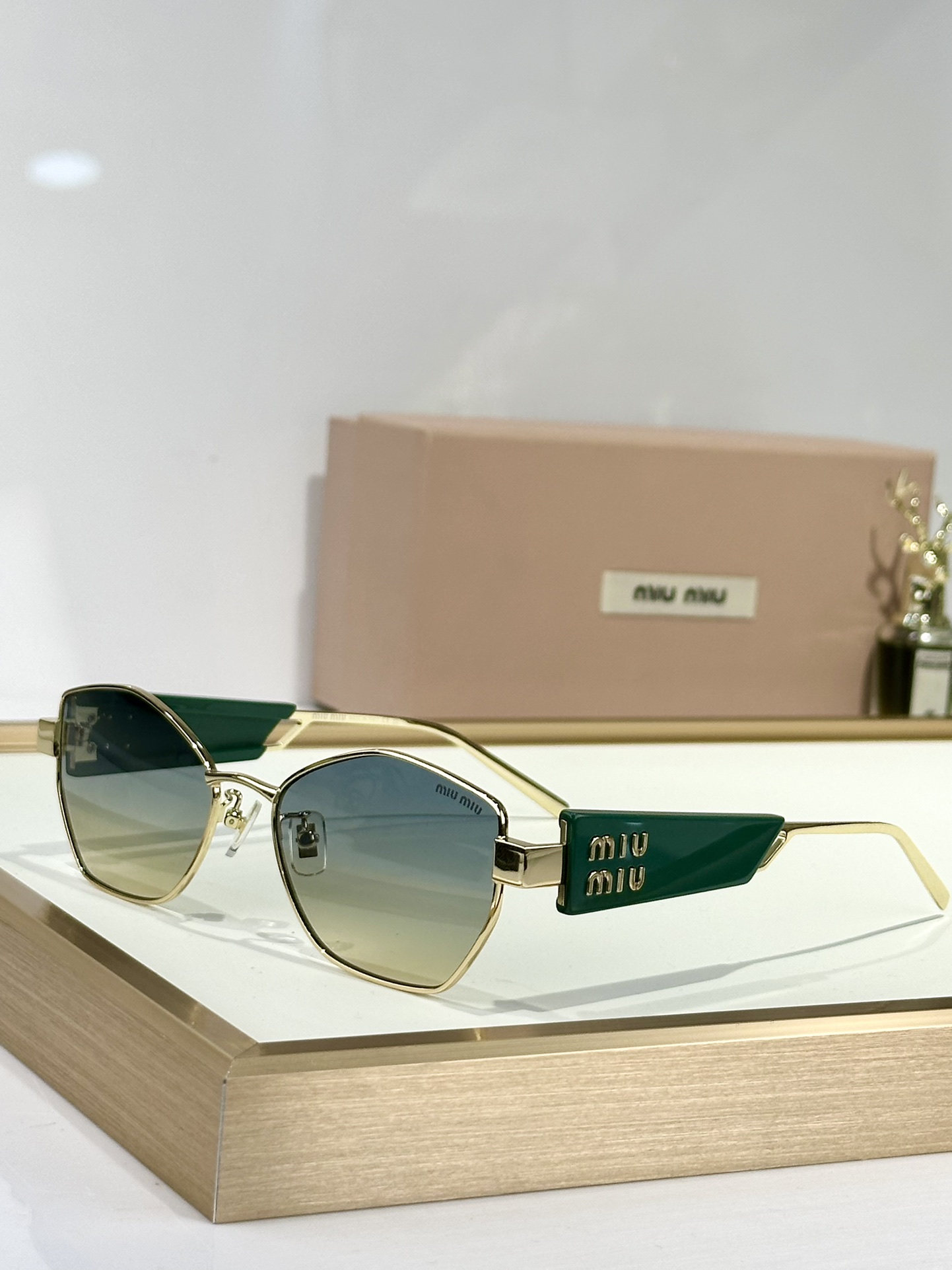  MIUMI*
MODEL：SMU66WS
SIZE：55口18-145
