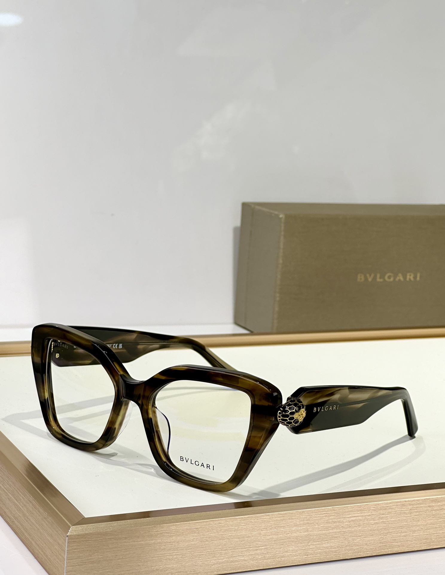  BVLGAR*
ModelBV40033I
Size 52口20-145
