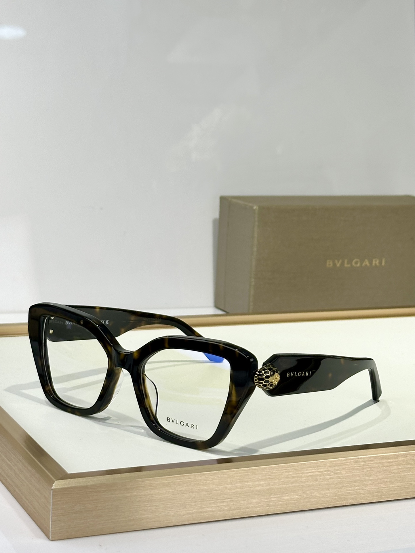  BVLGAR*
ModelBV40033I
Size 52口20-145
