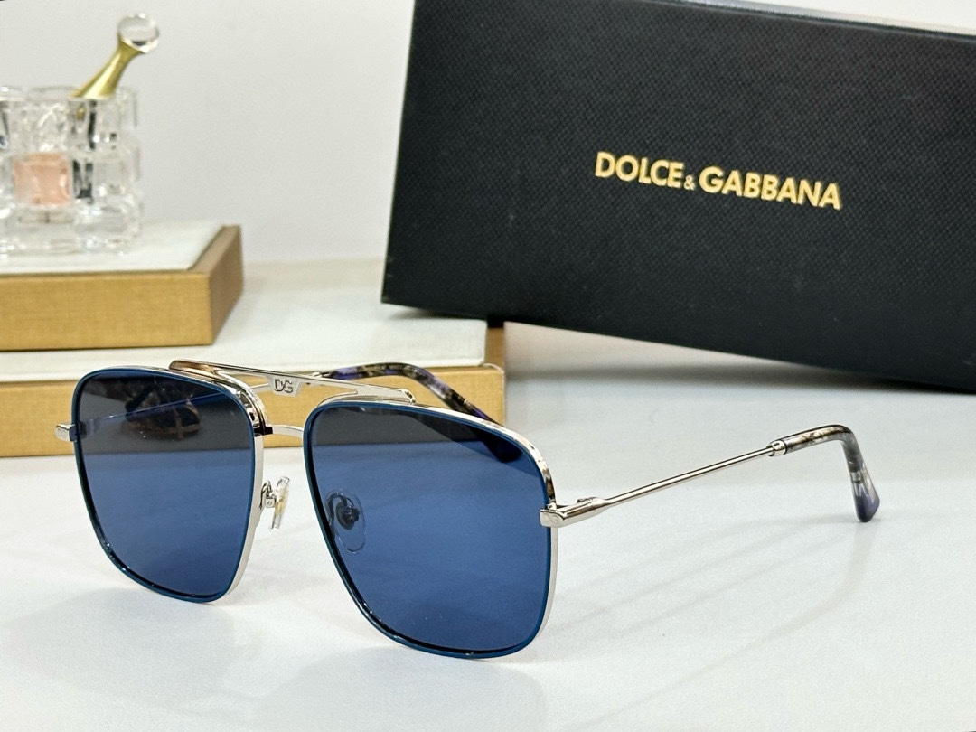  DOLCE&GABBAN*
ModelDG2264
Size61-15-145
