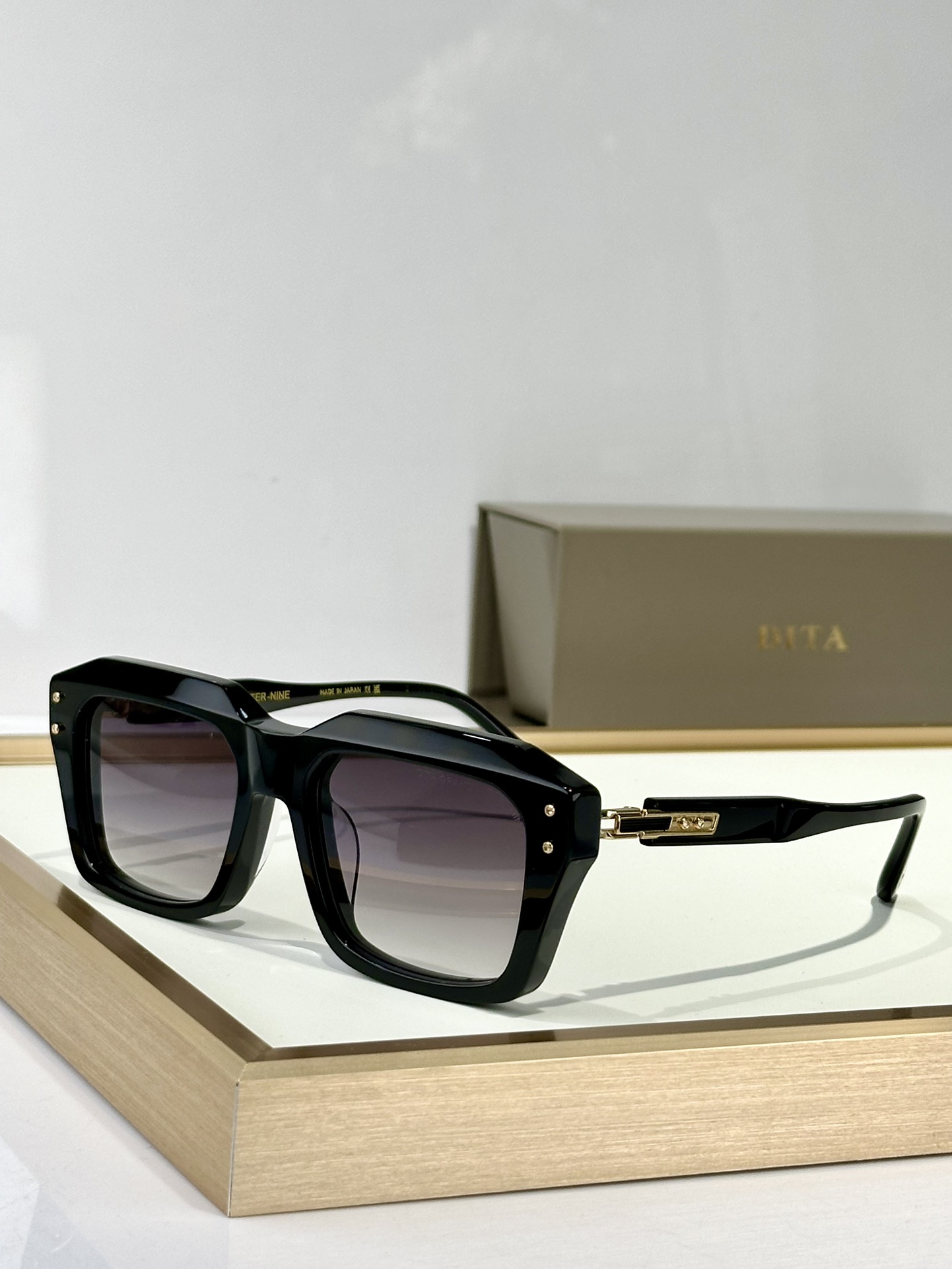  DITA GRANDMASTER-SERIESl。
MODEL DTX-464
SIZE 54口 20