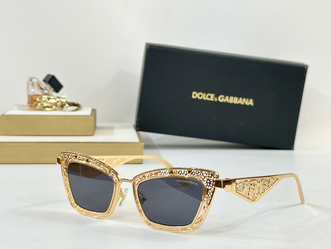  DOLCE & GABBAN*
MODEL：DG2311
SIZE51口20-145
