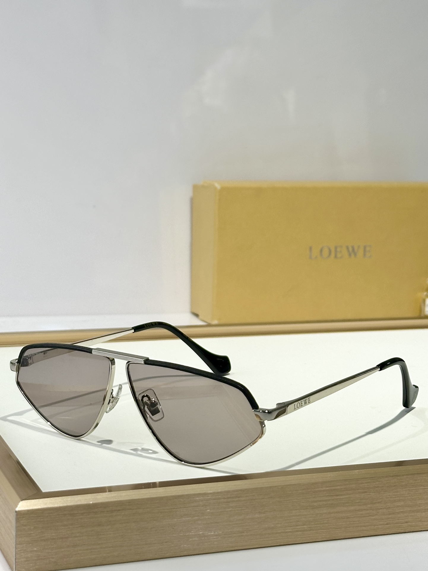  LOEWR
MOD：LW40039U
Size：61口8-143

