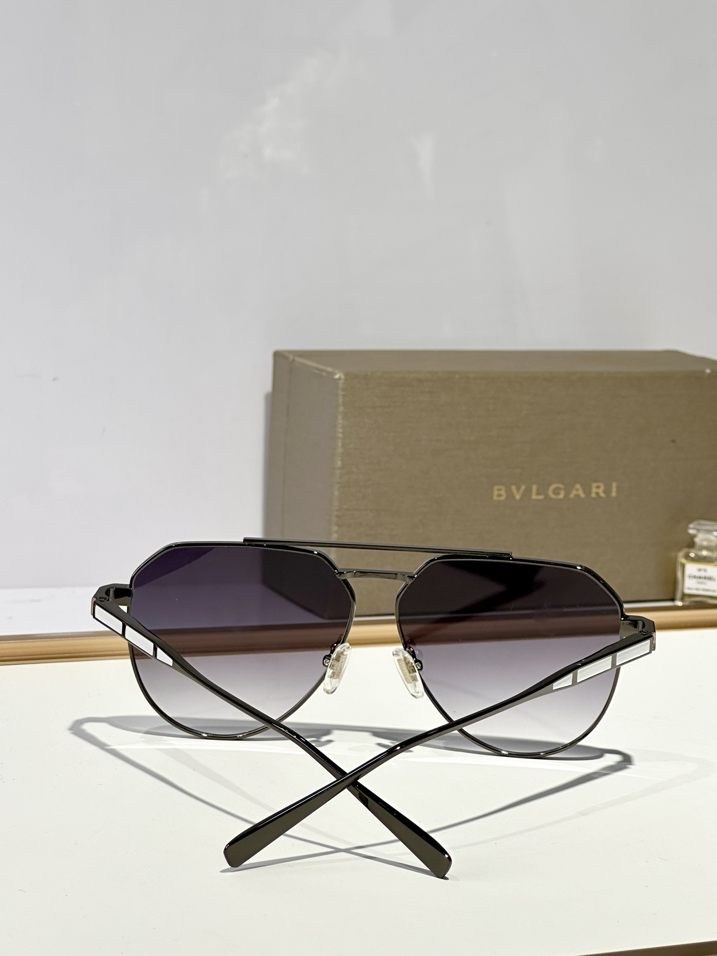  BVLGAR*
MODEL：NMS21NBW8W
SIZE：55口14-143
