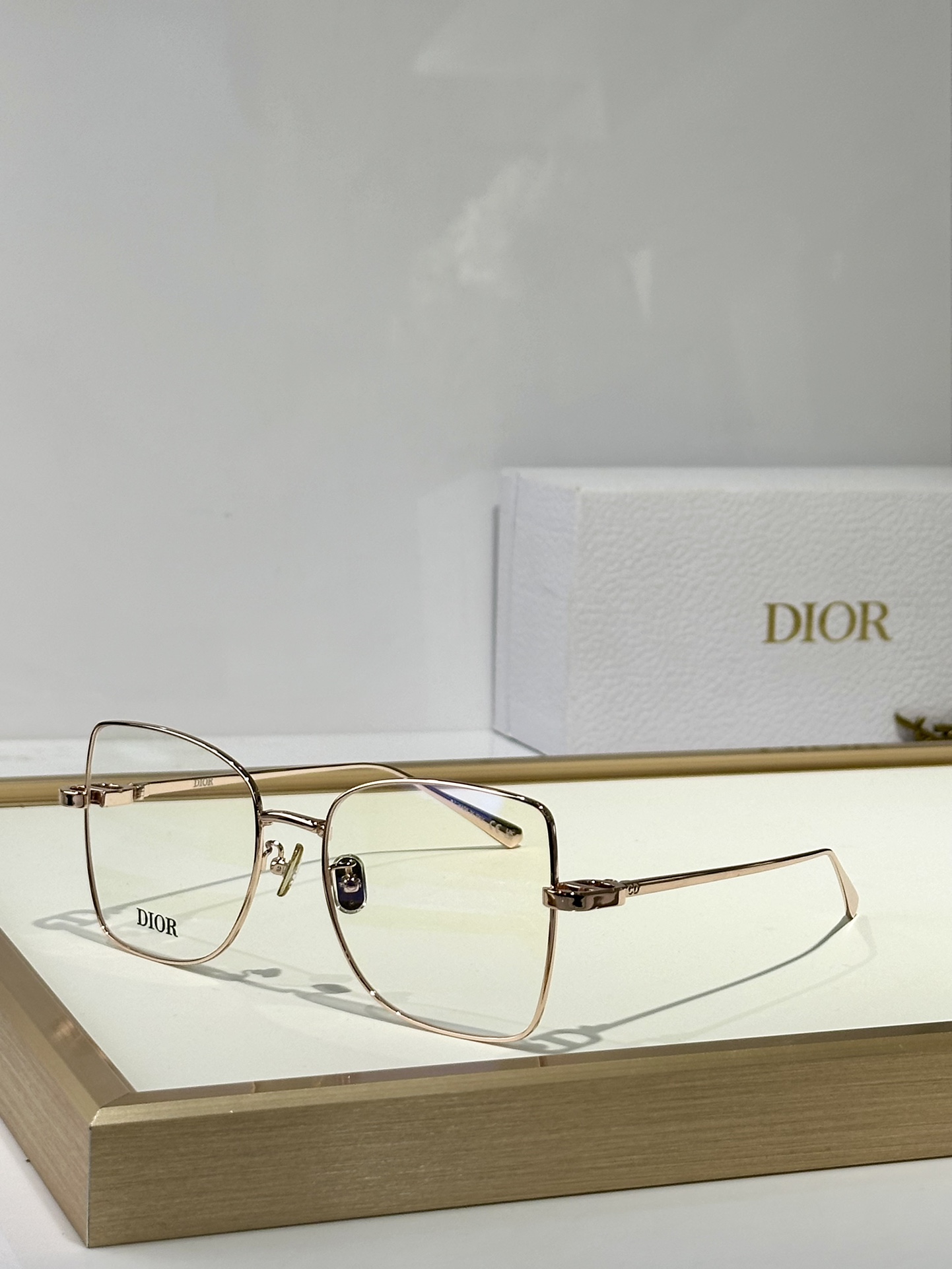  DIOR
MOD：CDiorB1F
Size：55口17 140
