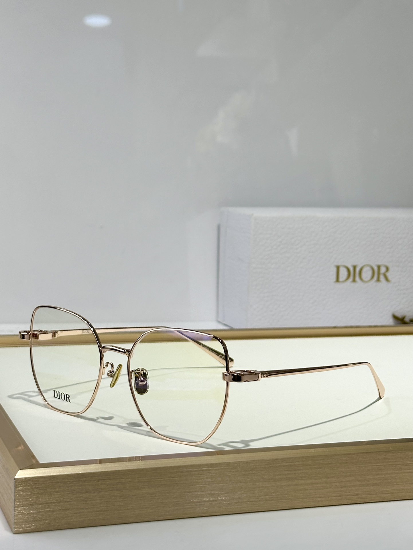  DIOR
MOD：CDior OS3F
Size：55口17 140
