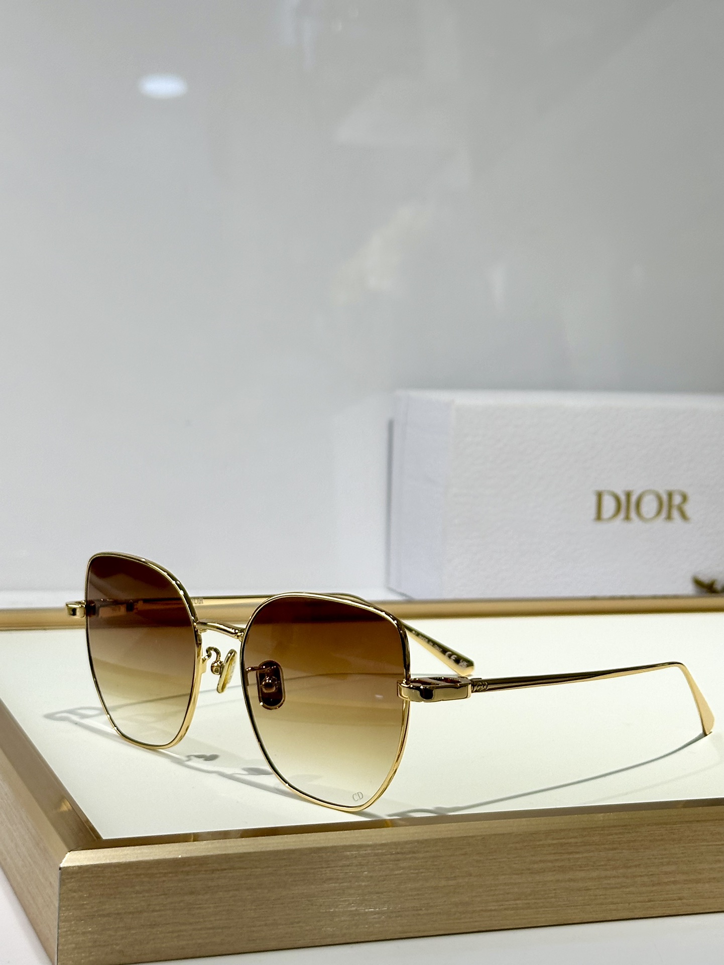  DIOR
MOD：CDiorB3F
Size：55口17 140

