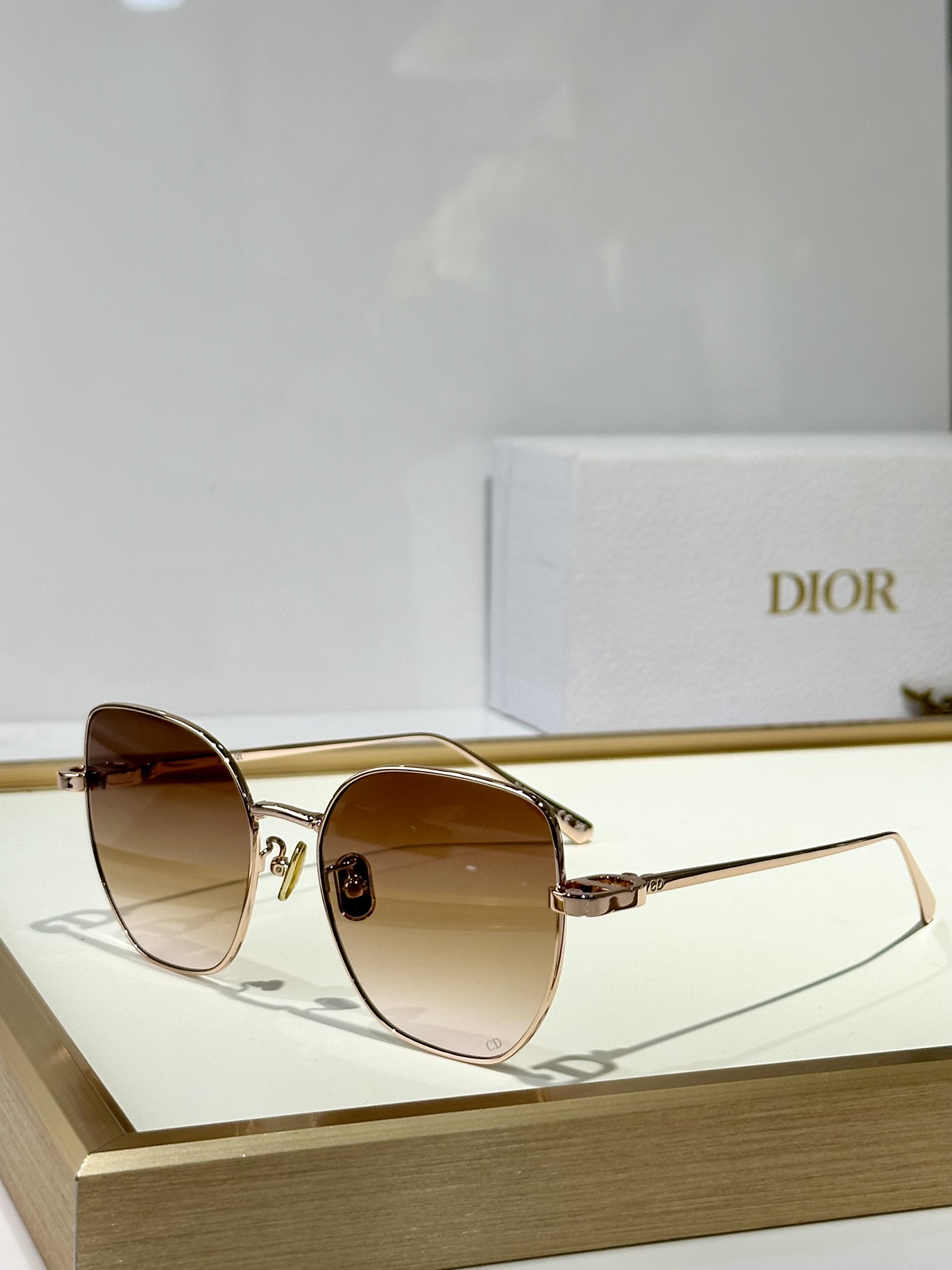  DIOR
MOD：CDiorB3F
Size：55口17 140
