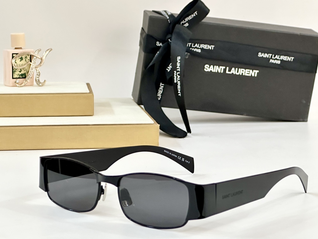  SAINT LAURENT
MOD：SL738
Size：54口18-140
