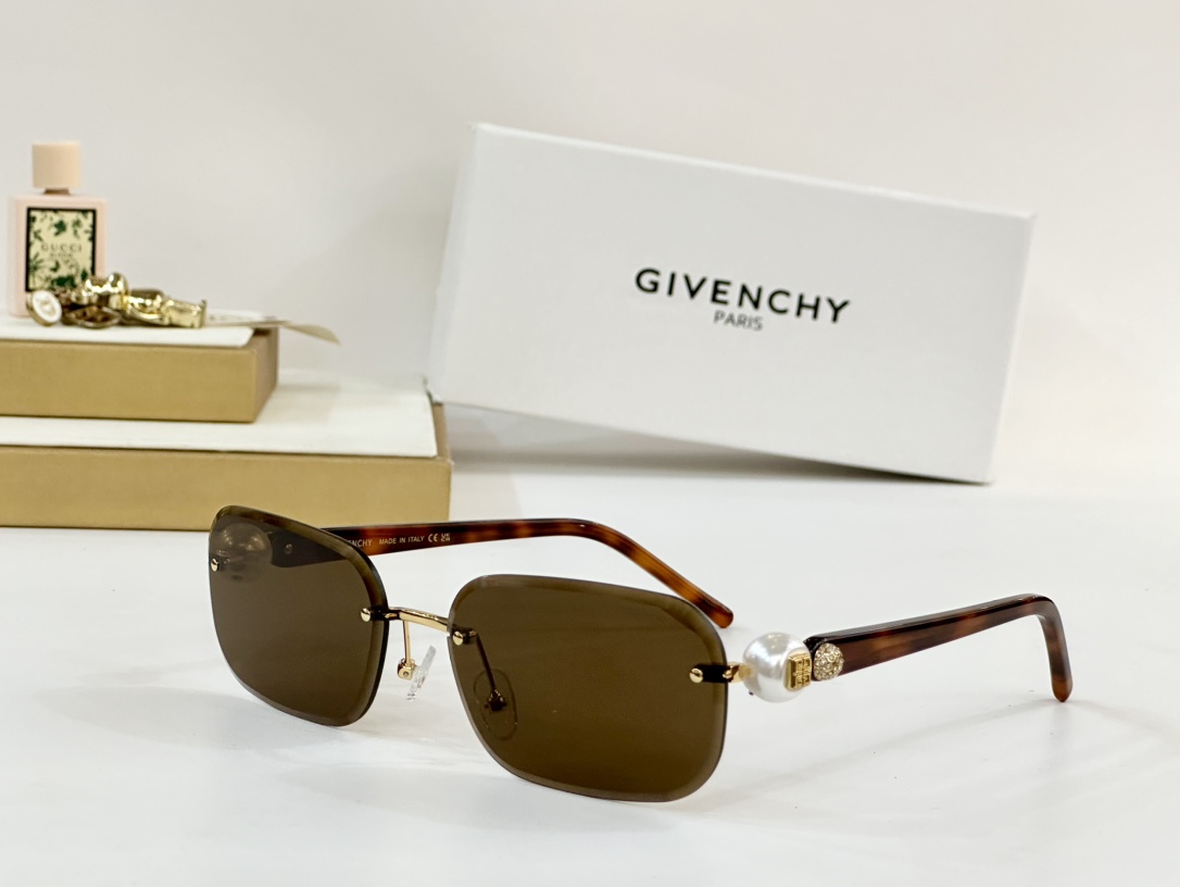  GIVENCH*
MODEL：GV4009M
SIZE：61口17-140
