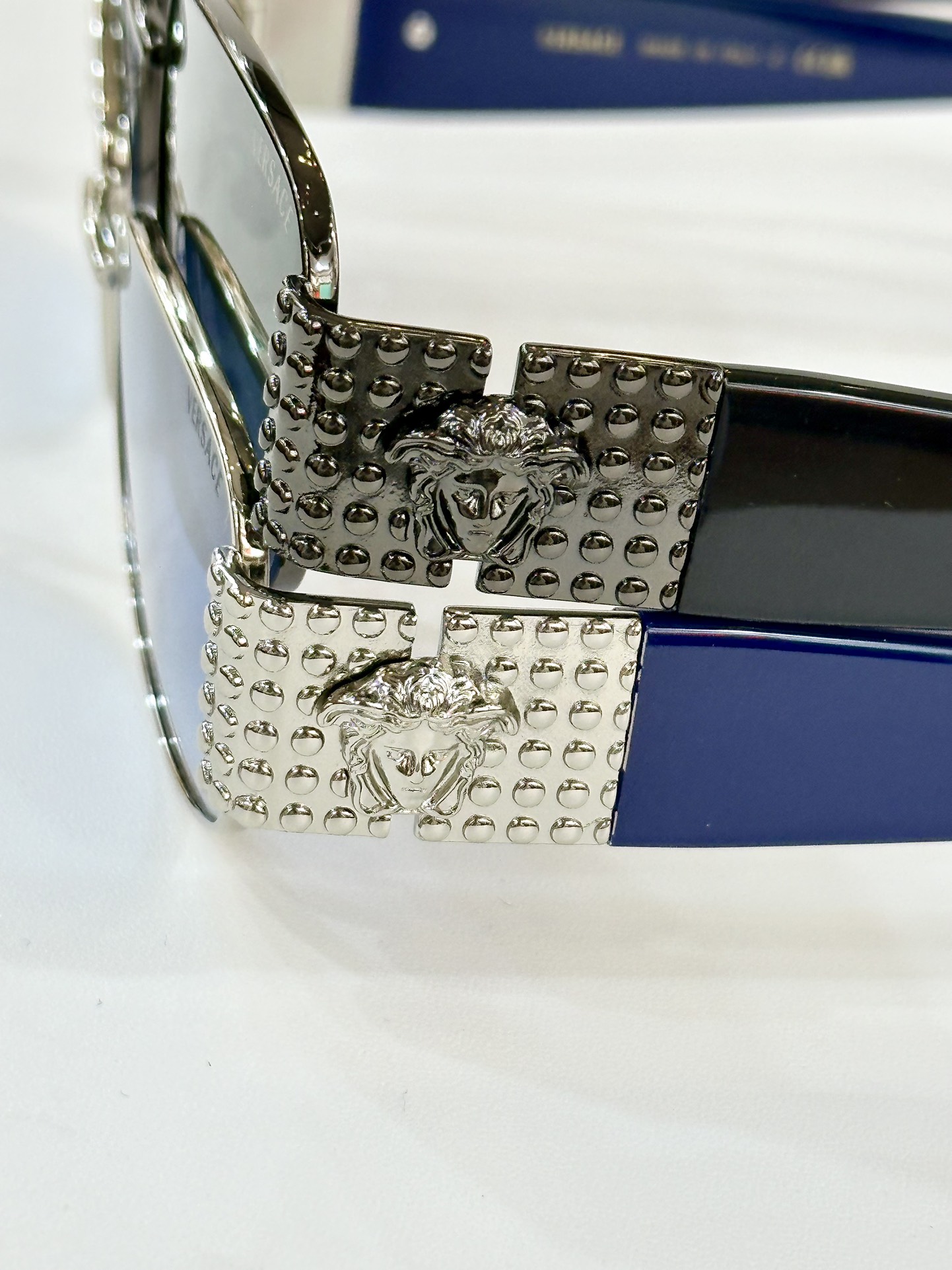  VERSACE
MODELX39
SIZE57口18-140
